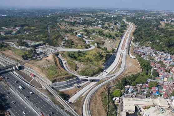 Villar to buy all of MCX from Ayala for PHP 3.8B image