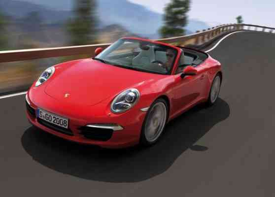 Porsche debuts new 911 Carbriolet image