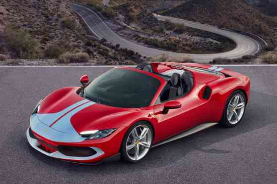 2022 296 GTS is Ferrari's latest (plug-in) drop top image