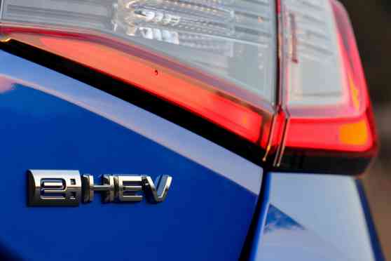 Honda waiting to re-launch hybrid cars in PH image