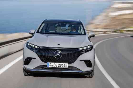 2023 EQS SUV is Mercedes' electric luxury high-rider image