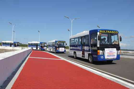 Hyundai PH turns over 15 modern PUVs to Sorsogon image