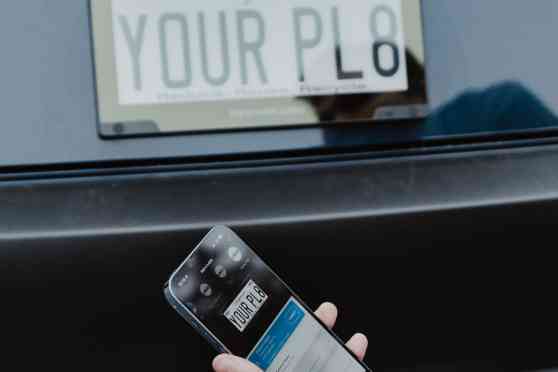 Digital license plates: the next big thing for motoring? image