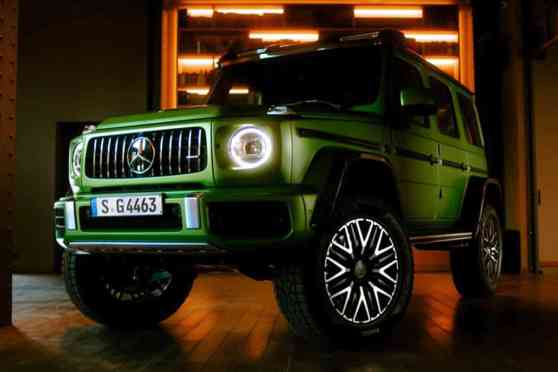 2023 Mercedes-AMG G63 Squared going out with a banG image