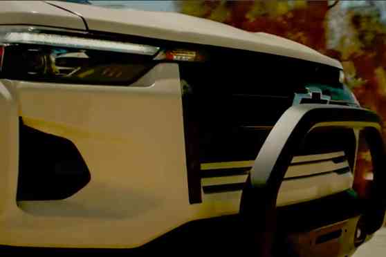 Chevrolet drops an awesome 2023 Colorado ZR2 teaser image