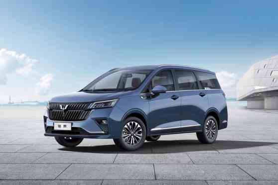 All-new Wuling MPV looks like a proper Innova fighter image