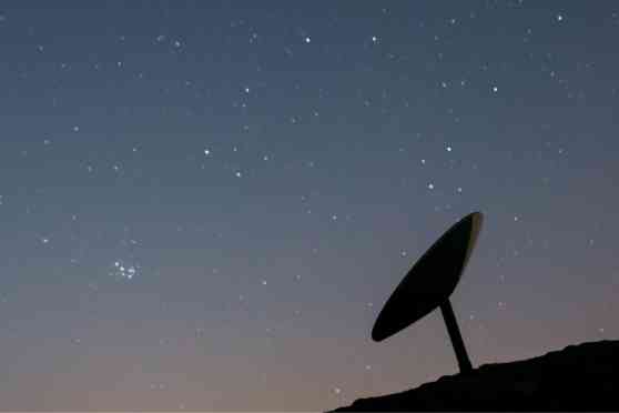 Starlink WiFi system could be an in-car feature soon image