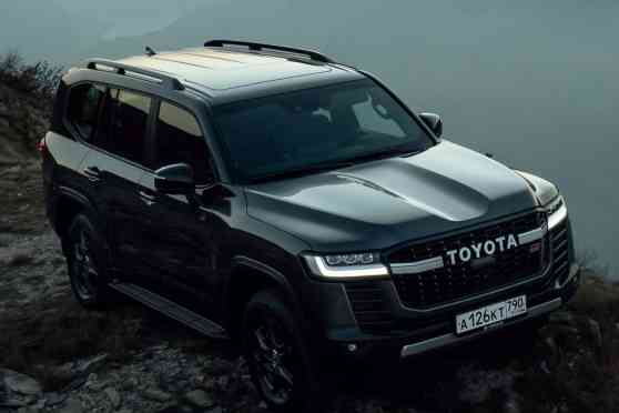 Toyota halts orders for Lexus LX, LC300 units image