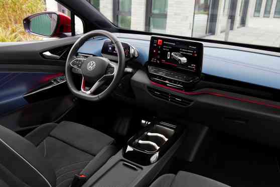 VW developing new vehicle OS with subscription-based services image