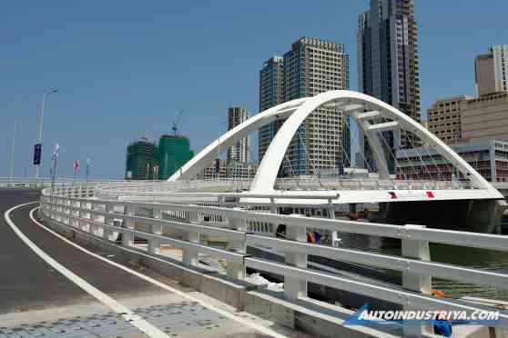 DPWH plans more bridges, expressways in Metro Manila image