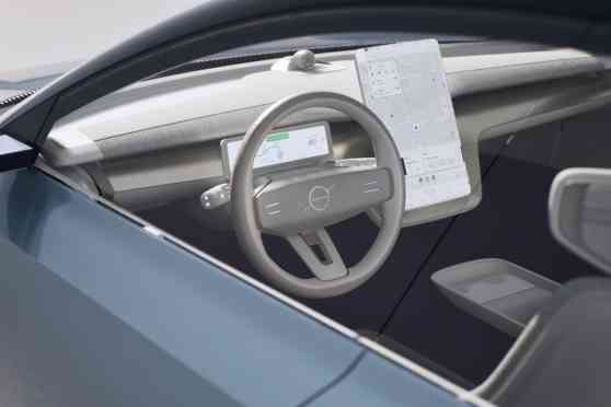 Volvo taps Fortnite developer and Qualcomm for new EVs image