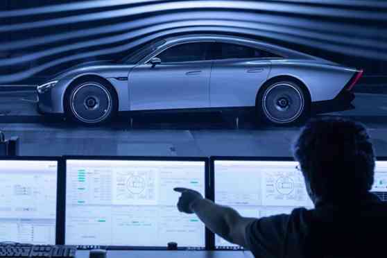 Mercedes-Benz taps Unity for new in-car OS image