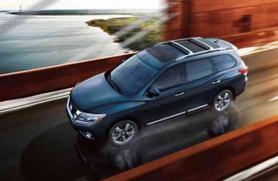 Detroit 2012: Nissan Pathfinder and E-NV200 Concepts image