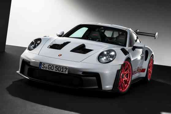 2023 Porsche 911 GT3 RS is a road-legal downforce monster image
