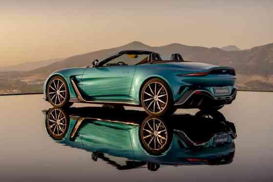 2023 Aston Martin V12 Vantage Roadster revealed, all units sold out image