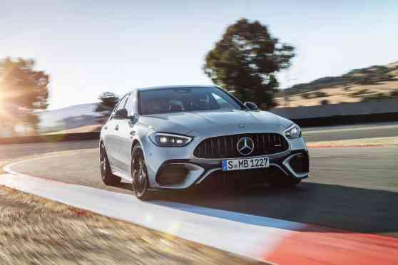 V8 no more: 2023 Mercedes-AMG C63 S is a 2.0L turbo PHEV image