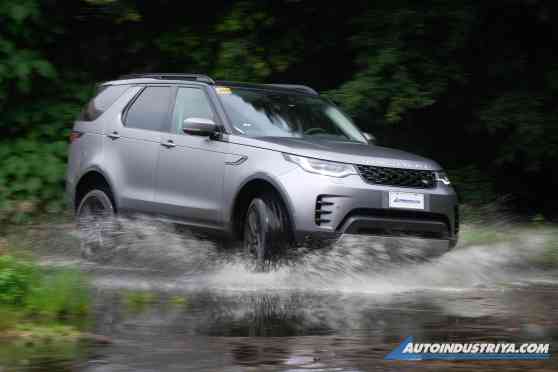 2023 Land Rover Discovery S D250 image