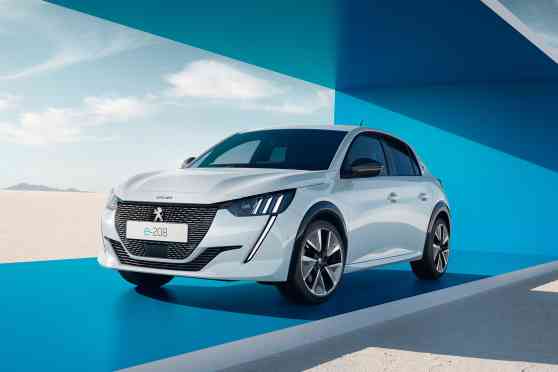2023 Peugeot e-208 brings hot hatch-like performance without the guilt image
