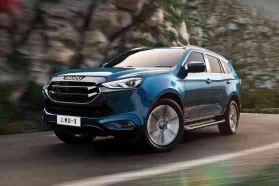 Isuzu Thailand adds new color, new wheels to 2023 mu-X image