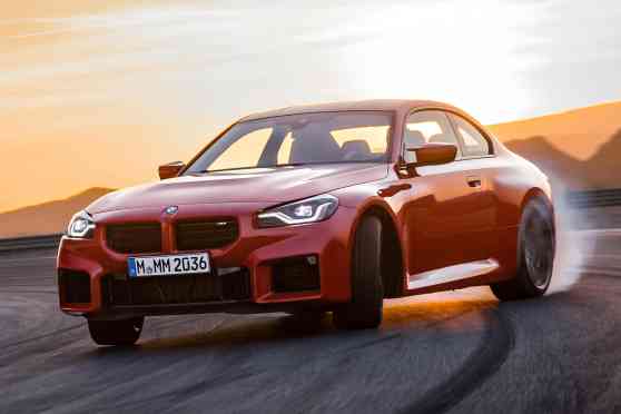 2023 BMW M2 debuts with 460 PS; last non-hybrid M image