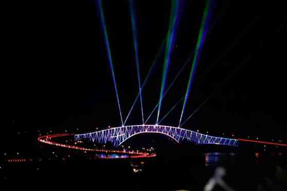 Entire stretch of San Juanico Bridge is absolutely lit...literally image