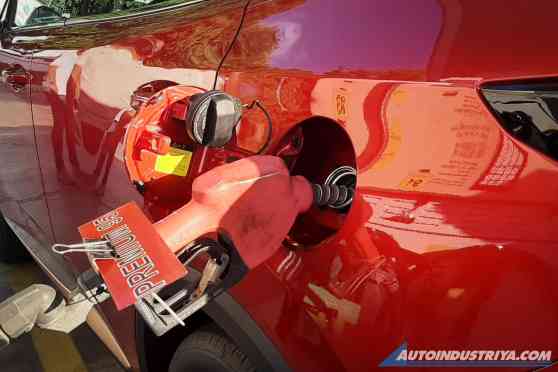 Gas gets PHP 0.90 price hike, diesel drops PHP 0.30 tomorrow image