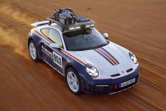 Porsche reveals 2023 911 Dakar with 3-inch lift image