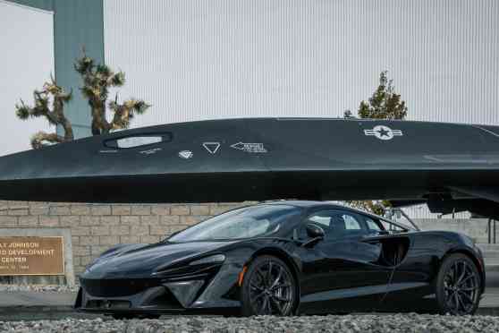 McLaren partners with Lockheed to create future hypercars image