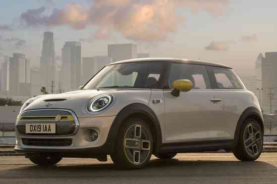 All-electric Mini Cooper SE coming to PH image