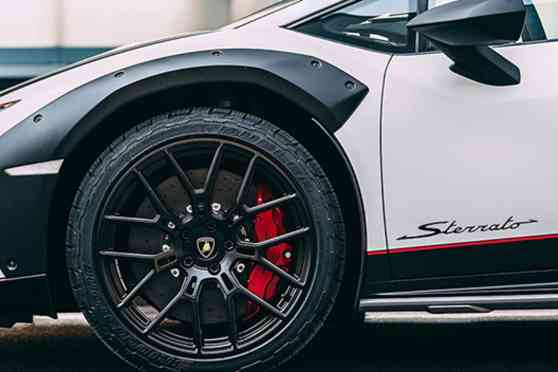 Bridgestone now makes all-terrain tires for supercars image