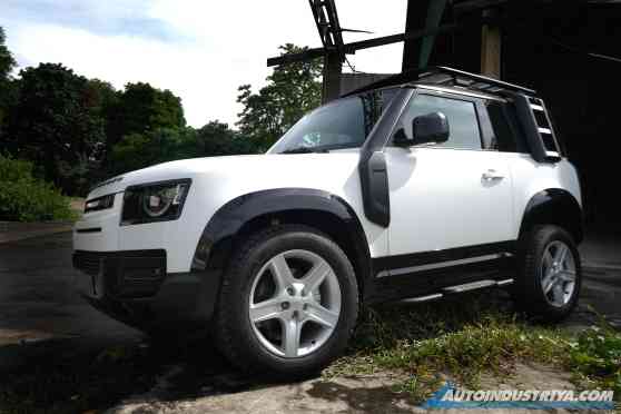 Land Rover makes production changes to satisfy Defender demand image