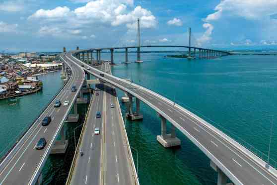 Cebu-Cordova Link Expressway opens food park beside toll plaza image