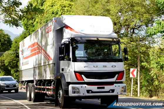 Fuso trucks exhibit power and efficiency in 2nd fuel eco run image