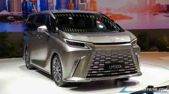 2023 Shanghai: All-new Lexus LM leads the way to next-level luxury image