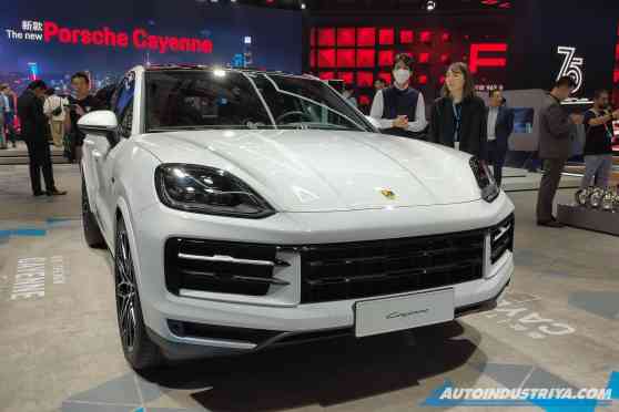 2023 Shanghai: New look Porsche Cayenne makes public debut image