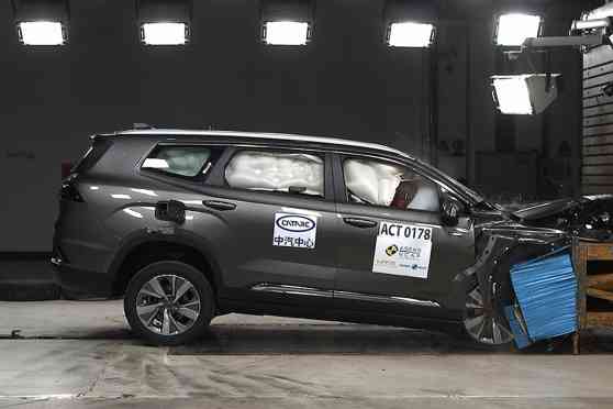 ASEAN NCAP gives Proton X90 / Geely Okavango five-star safety rating image