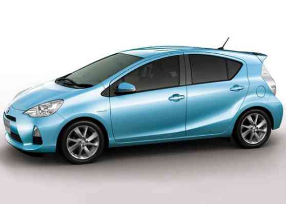 Toyota stepping up production of Prius C image
