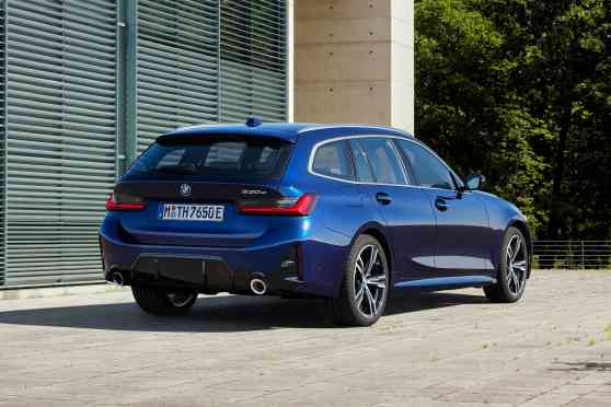 2023 BMW 3 Series Touring launches in PH next month image