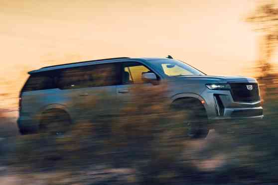 Cadillac developing electric Escalade image