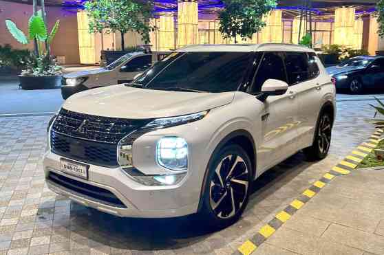 LOOK: 2024 Mitsubishi Outlander PHEV spotted in PH image