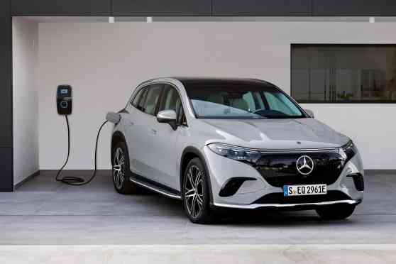 Mercedes-Benz PH: First all-electric EQ model coming this year image