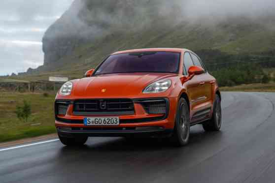Porsche to continue selling ICE-powered Macan after all? image