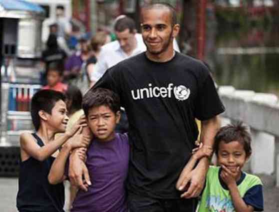Lewis Hamilton visits Manila image