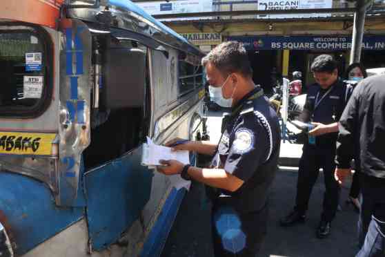 DOTr launches hotline for commuter-related concerns image