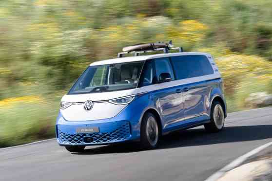 VW CEO: The roof is on fire; wants USD 11 billion in savings image