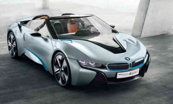 BMW i8 Concept Spyder with eDrive image