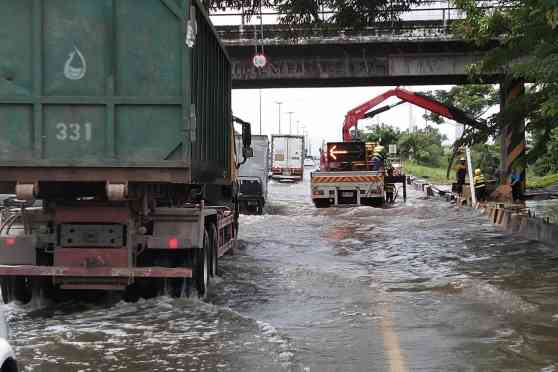 PBBM approves raising portion of NLEX to avoid flooding image