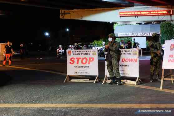 Senator wants all vehicles stopped at checkpoints image