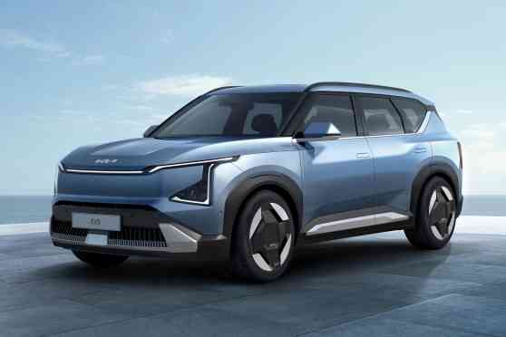 Kia reveals specs of 2025 EV5 electric SUV, three variants image