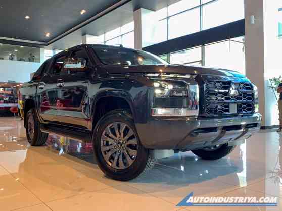 2024 Triton: Mitsubishi PH start to display new truck at dealers image